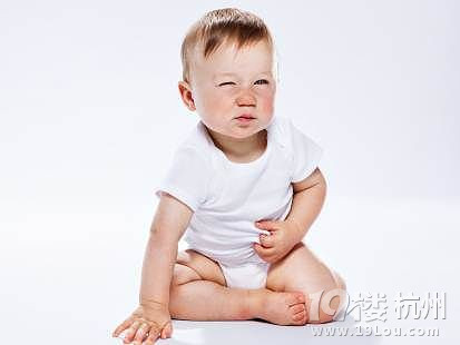 怀双胞胎有什么症状,看后我的心扑通扑通-准妈