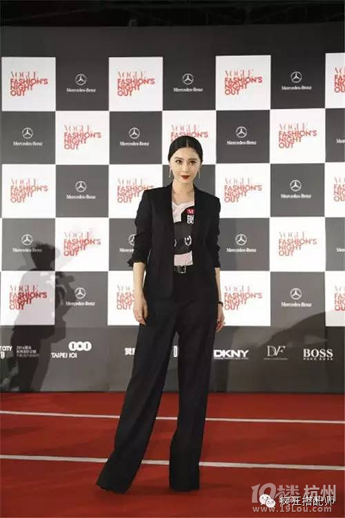 李晨為冰冰慶生，她是粉色少女還是時尚女王？
