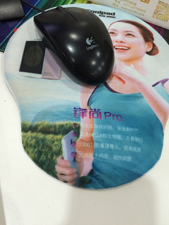 有了这个鼠标垫,瘦子再也不担心手踝痛k了-手