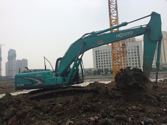 本人是挖机司机,想在杭州找一开挖机的工作
