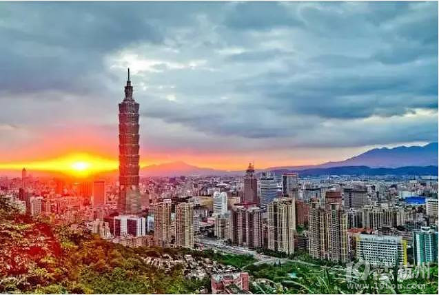 這個世界的清晨，那么美，好想去體驗一下