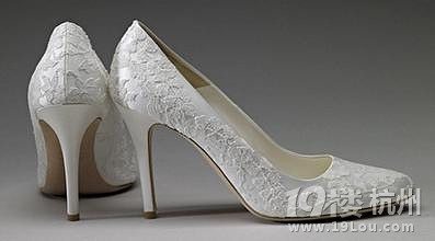 【新娘婚鞋有什么讲究】完美婚礼少不了挑选完