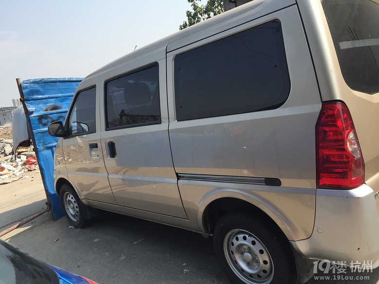 个人精品面包车低价转让-二手车-杭州19楼