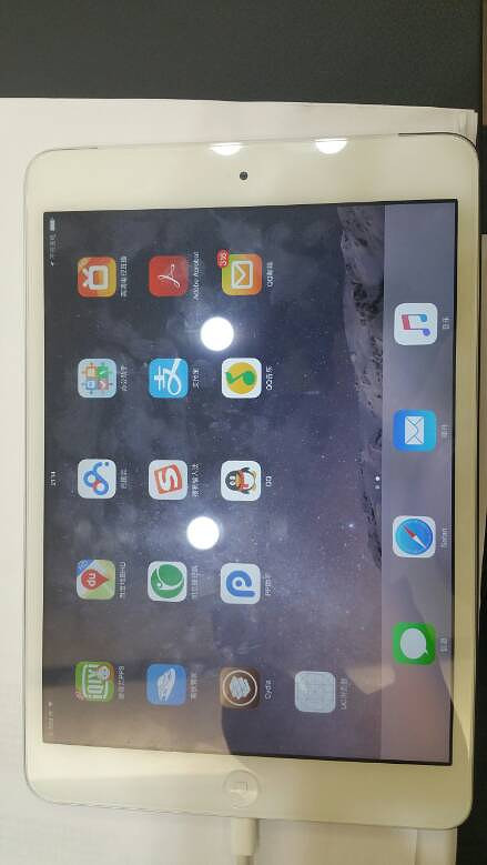 出个ipadmini2 16g 3g美版 1750微信1628602