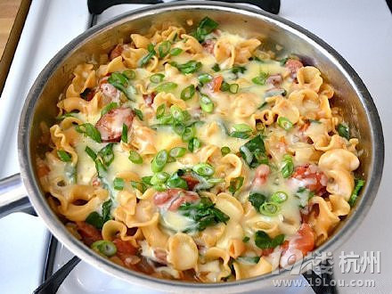 芝士菠菜香肠意大利面,好吃又简单!-西餐-19楼