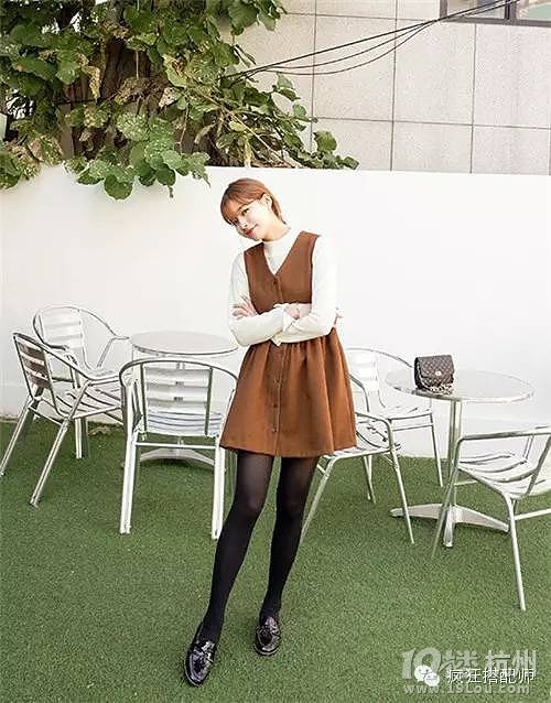 打底衫搭配 | 小高领打底衫,会搭配的女生都这么