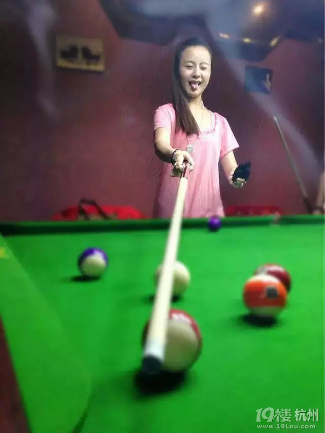 真心寻找白马王子,愿得一人心,白首不分离!