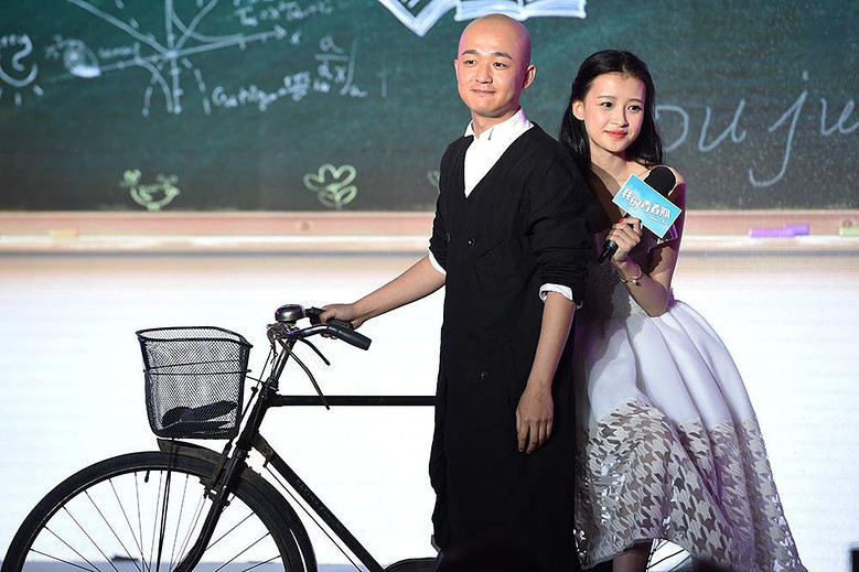 包贝尔:我妈怕我因为丑而难过