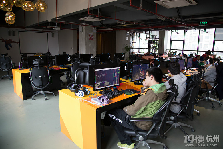 杭州半月阴雨无处去?火星工厂来安放你野浪的