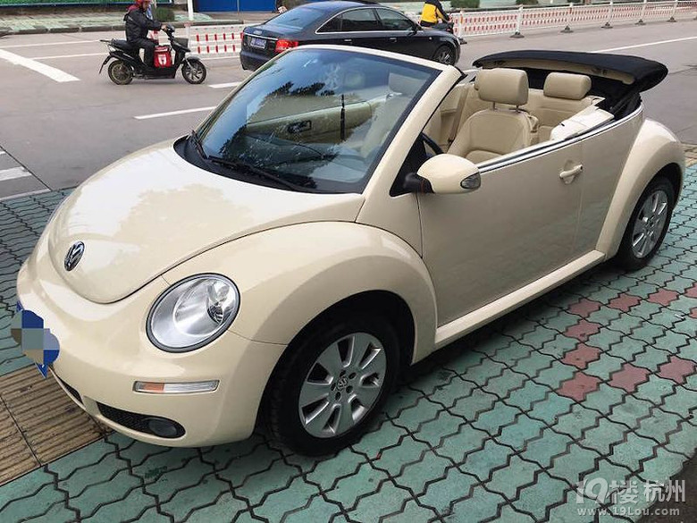 大众甲壳虫敞篷 奶白 一手车 包过户 可按揭-二