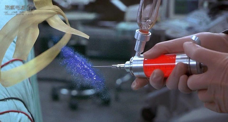 图解科幻惊悚片《透明人》,为所欲为的邪恶偷