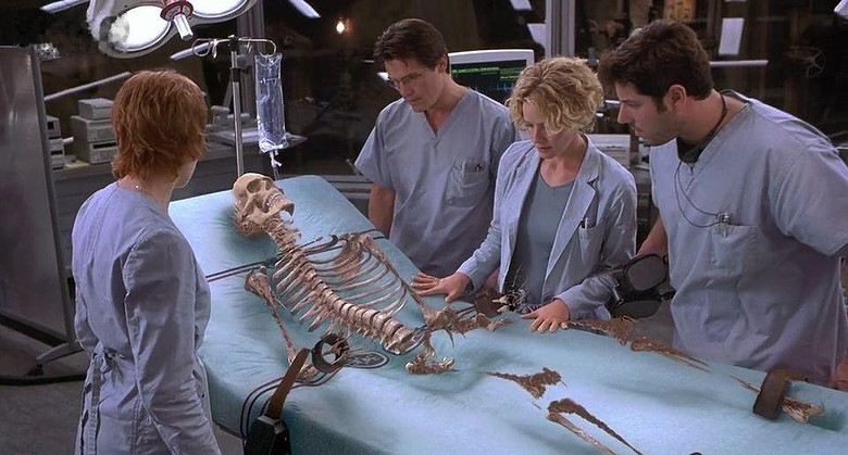 图解科幻惊悚片《透明人》,为所欲为的邪恶偷