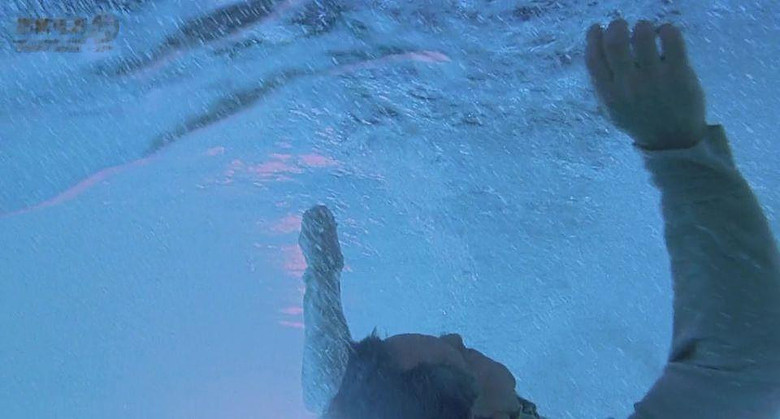 图解科幻惊悚片《透明人》,为所欲为的邪恶偷