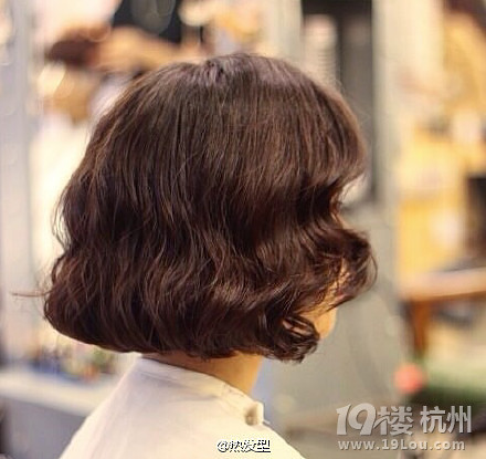 短發(fā)卷發(fā)發(fā)型參考
