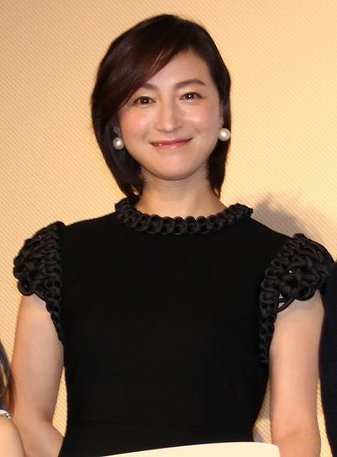 《小花的味噌汤》试映会 广末凉子泪撒现场-影