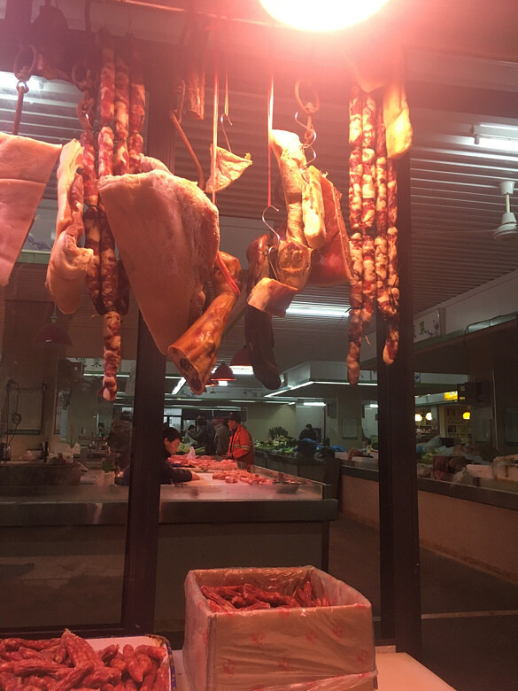 今年腌肉醬肉香腸開始加工了開始訂購吧