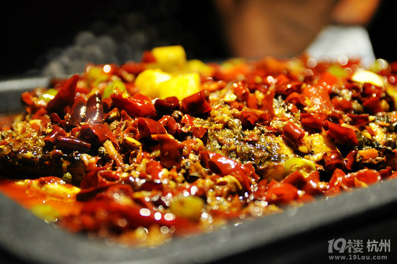 烤匠炭火烤鱼免费试吃---不一样的特色烧烤!