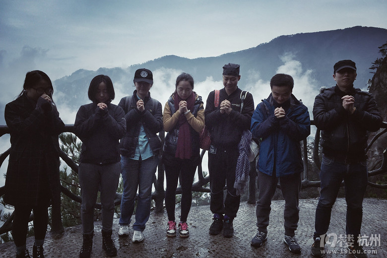 杭州大明山户外拓展团建,登山徒步野外定向一