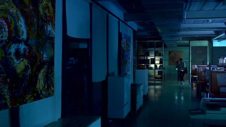 图解电影《加班遇到鬼》看完之后再也不敢加班