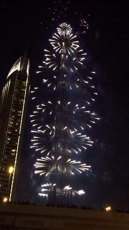 迪拜时间最高楼的跨年烟花…回家已经凌晨-手