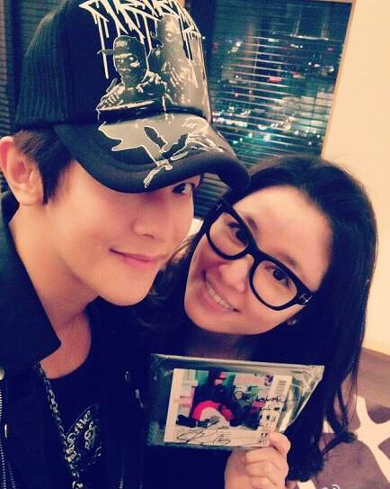 两情若是久长时 又岂在朝朝暮暮… -手机随手拍