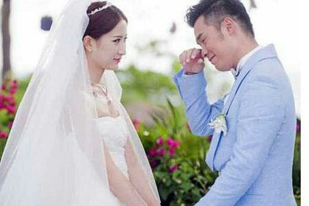 陈赫发土鳖微博 陪张子萱孕检曝二人已领证