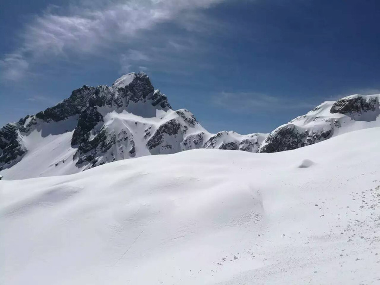 心 · 玉龍雪山......