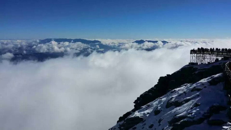 心 · 玉龍雪山......
