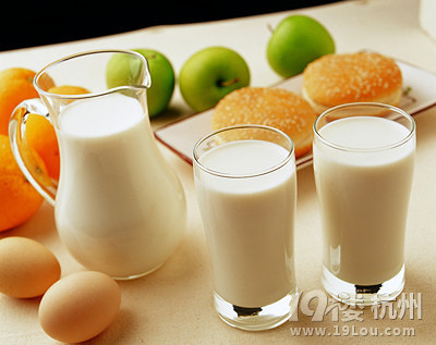 哺乳媽咪需補鈣！這是為啥？
