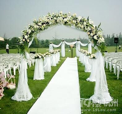 婚宴領(lǐng)導(dǎo)祝酒詞  婚宴領(lǐng)導(dǎo)祝酒詞大全