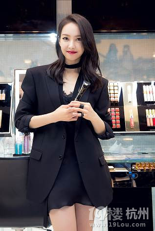YSL圣羅蘭美妝攜宋茜揭幕全新形象精品店廣州天環(huán)中心盛大開(kāi)幕