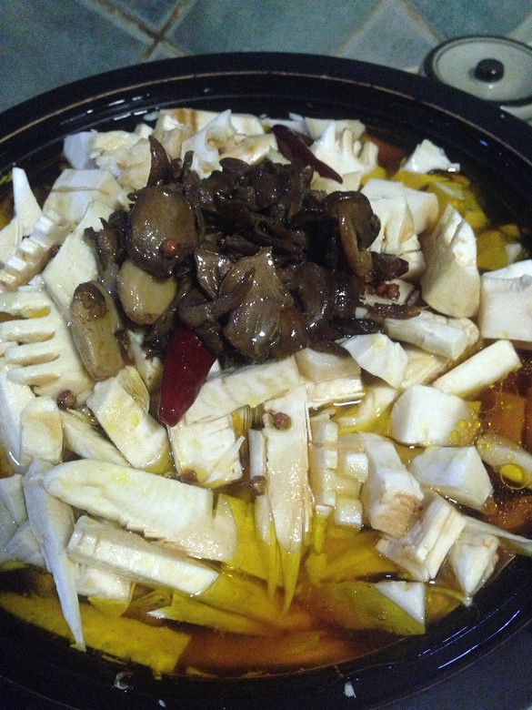 【楚家私房菜】系列之一百六十七：菌油油燜