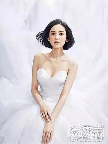 张翰前任现任女友比美:古力娜扎婚纱照造型PK