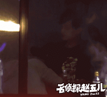 演员马可也在现场,他似乎有点看不下去了&hellip;&hellip