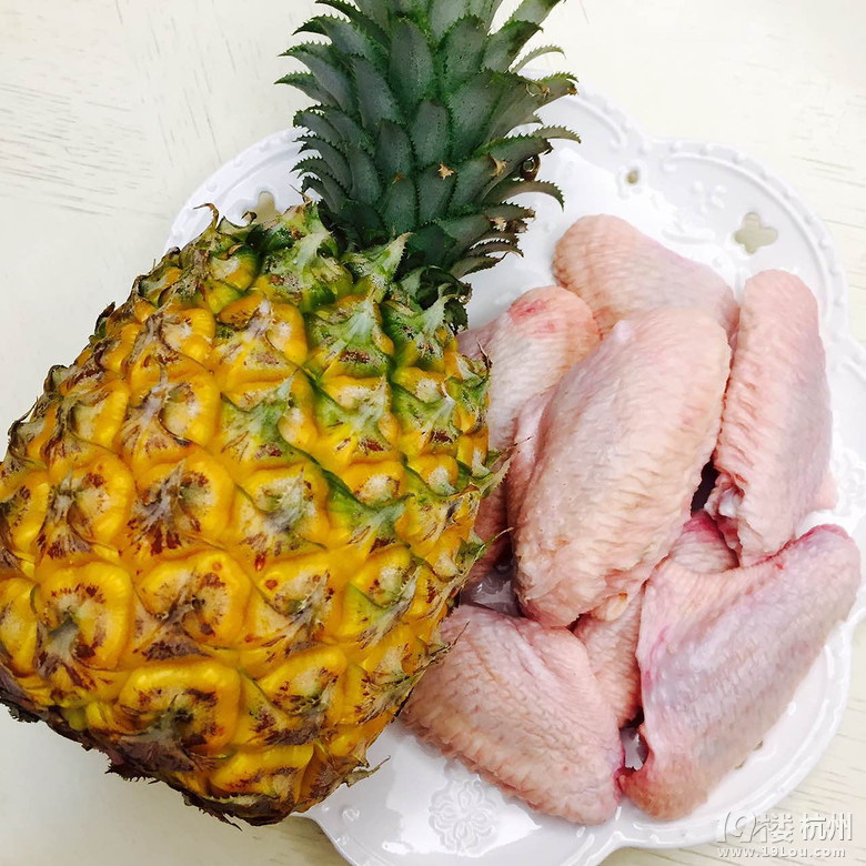 應(yīng)季的食材最給力----椒鹽苔香富貴蝦