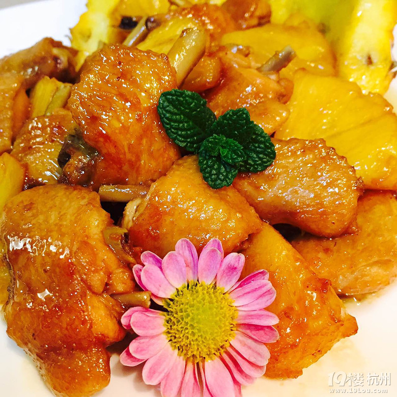 應(yīng)季的食材最給力----椒鹽苔香富貴蝦