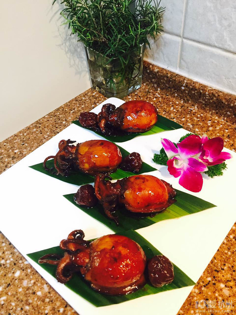 應(yīng)季的食材最給力----椒鹽苔香富貴蝦