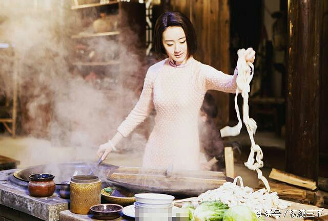 孙俪师妹丫头和赵丽颖同框,一个清新脱俗,一个