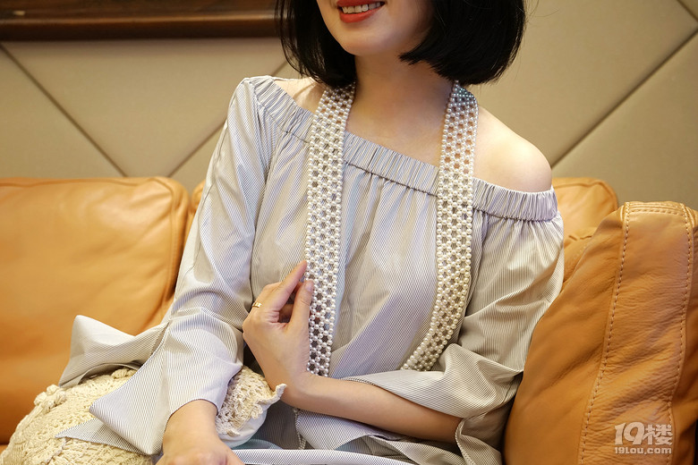 戴一件佩飾，說一個關(guān)于自己的故事