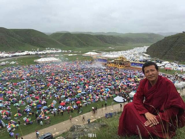 青海同德县桑赤寺大型法会.