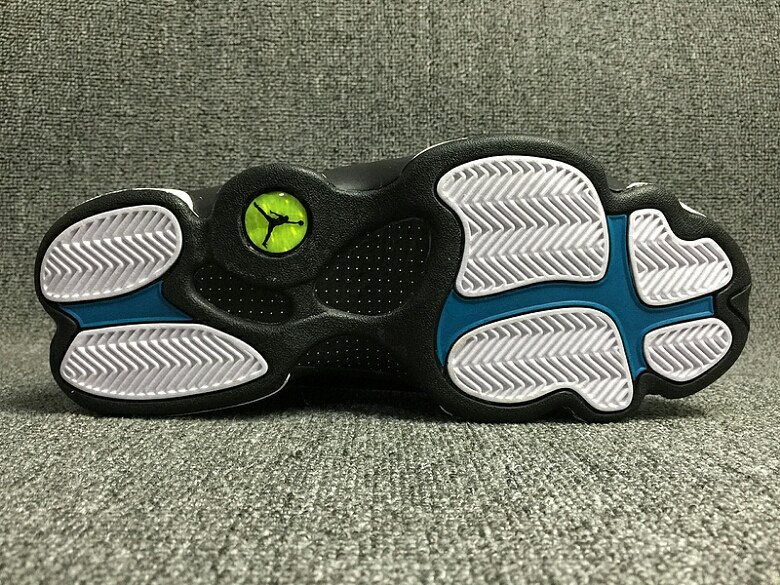 AJ 13 伯爵+熊猫+大黄蜂