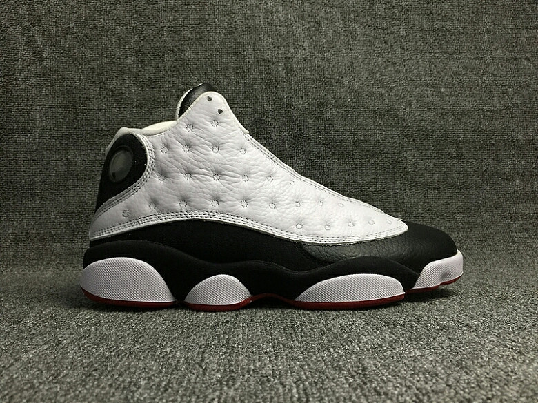AJ 13 伯爵+熊猫+大黄蜂