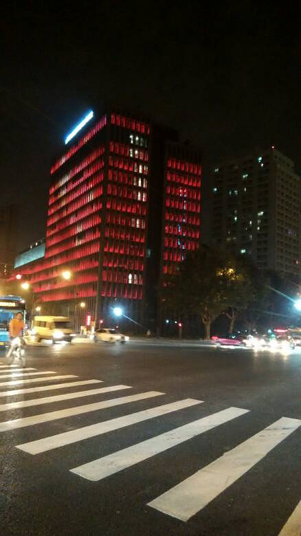 ææĹÿT܇(jng)^·