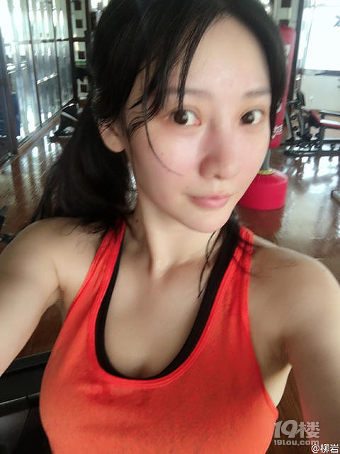 嚴(yán)熱的夏天，就該看些火爆的。。。