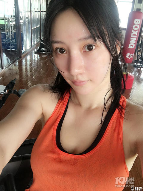 嚴(yán)熱的夏天，就該看些火爆的。。。