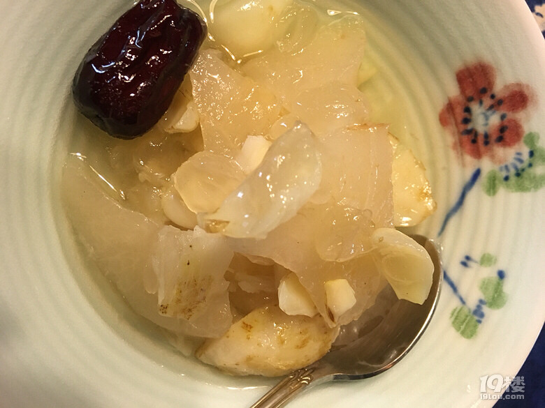 《楚家私房菜》系列之二百六十一：百合燉梨