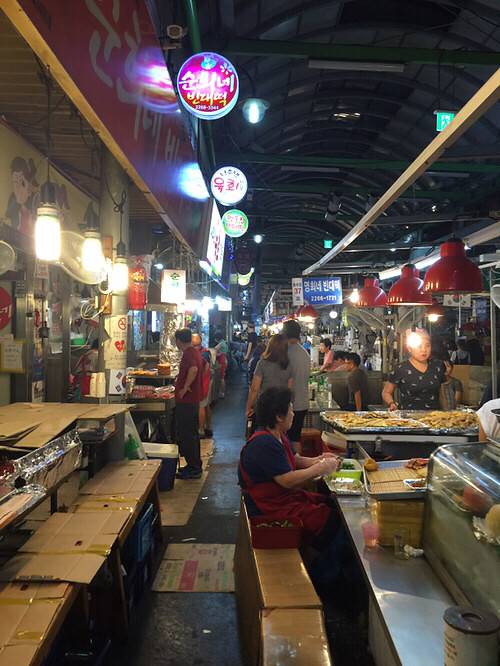 韩国首尔广藏市场