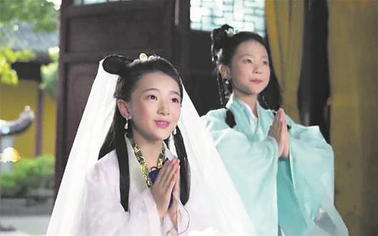 成人很难做到的小孩却没什么心理障碍成人的情感好多都是受制约的