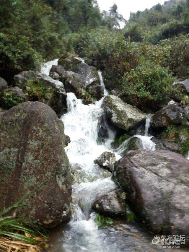 東搬山旅游攻略 登高最靈氣山峰