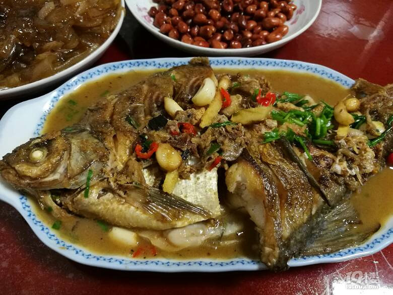 晚上還是三個菜，親~